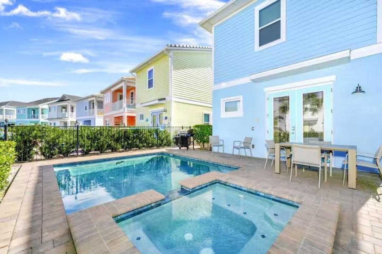 luxury villa amenity supporting an Orlando group holiday