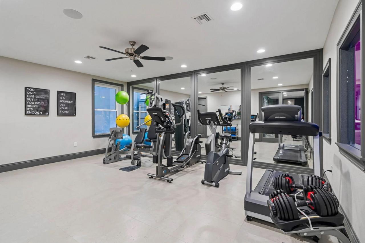 luxury villa amenity supporting an Orlando group holiday