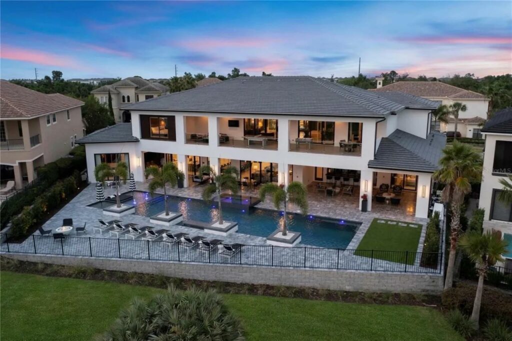 Ultra Luxury Pool