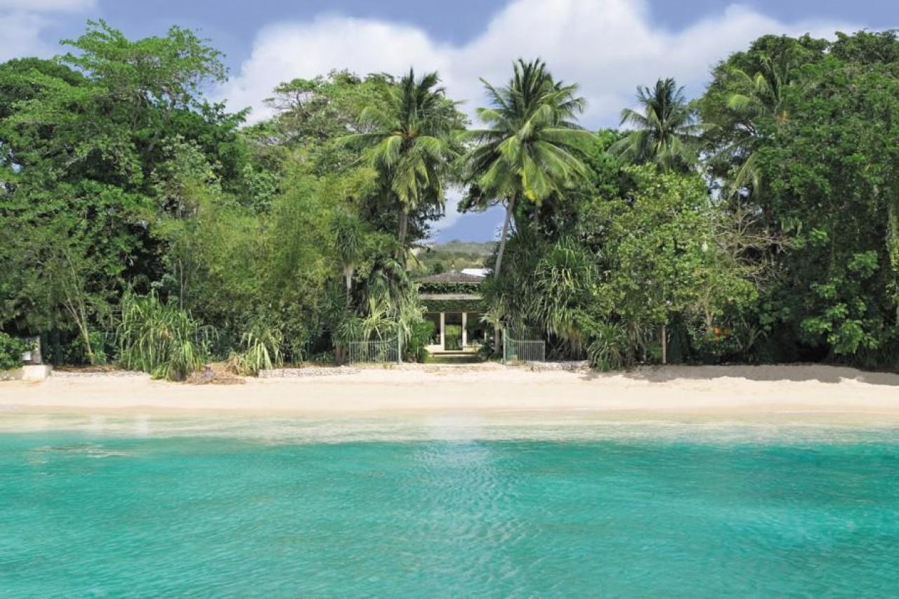 Paynes Bay Barbados villas - private beach villa